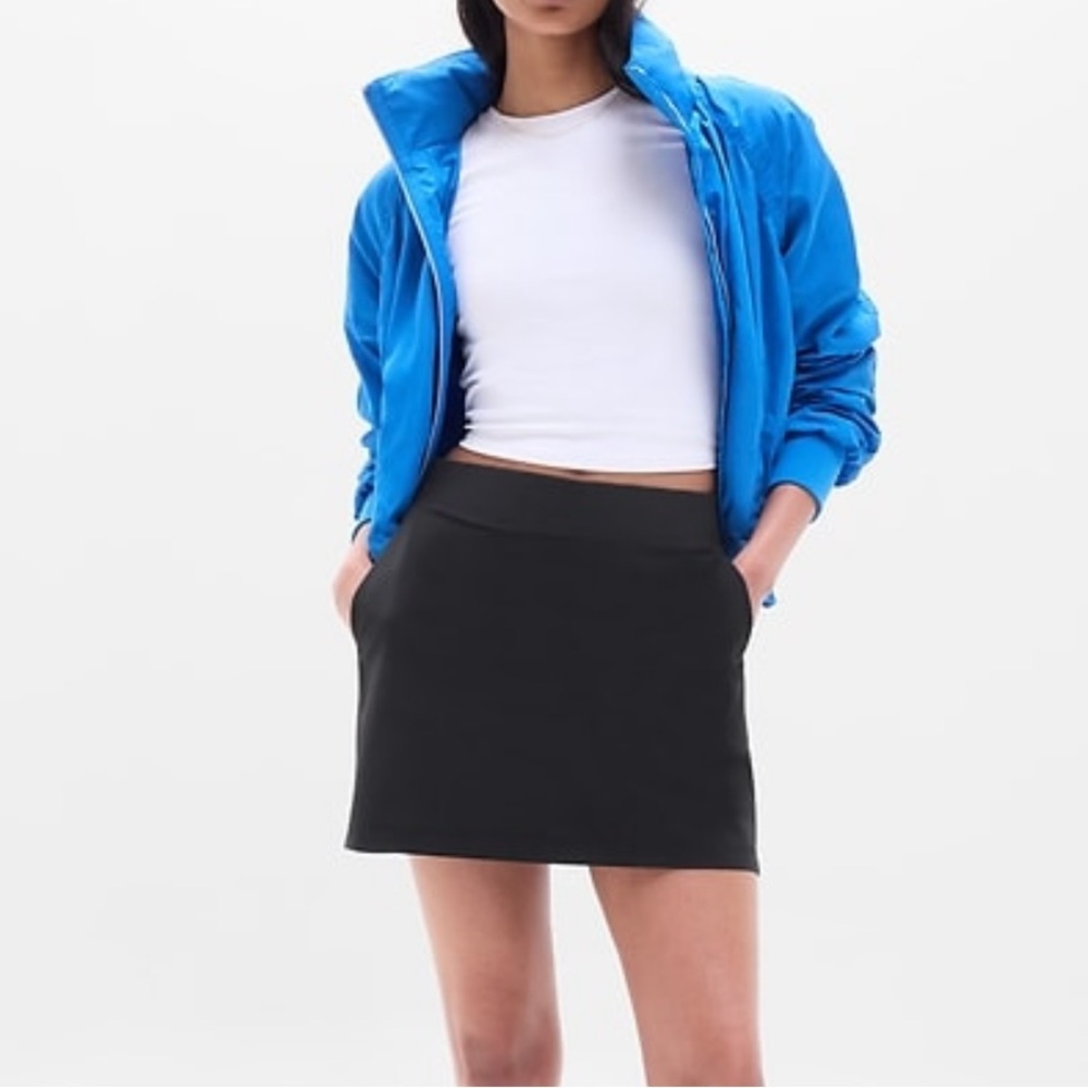 Athleta Brooklyn Black Skort 16” Skirt Sz 16 Performance Active Tennis Golf